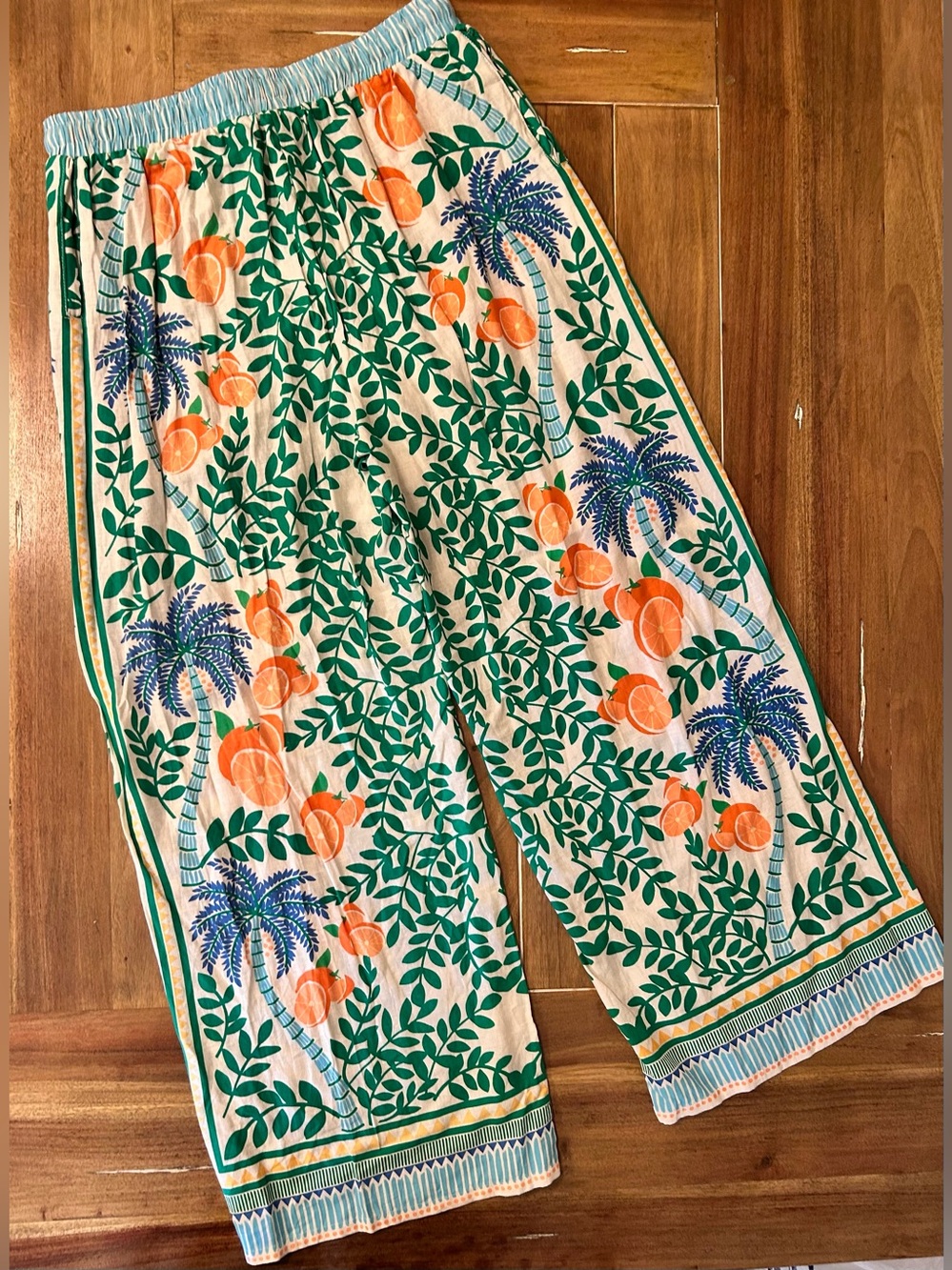 Tropical Orange Palm Two-Piece Set. C&C California. Large. - Picture 10 of 10